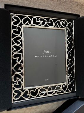 Michael Aram Silver Heart Border Photo Frame w original box